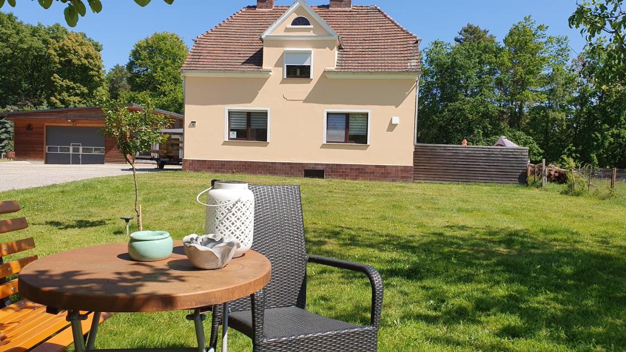 Ferienwohnung Am See Kromlau Екстериор снимка